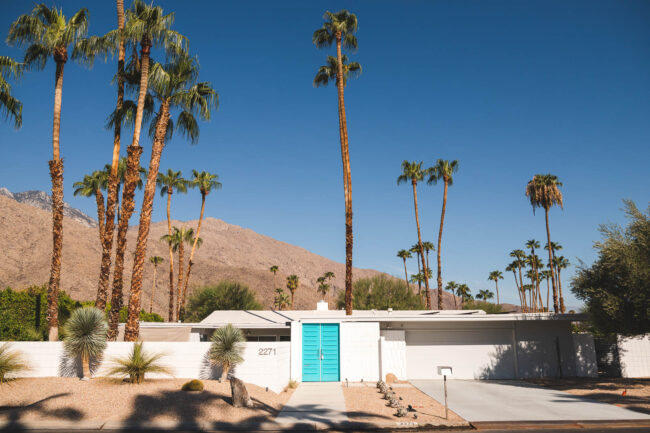 Palm Springs - Door Tour