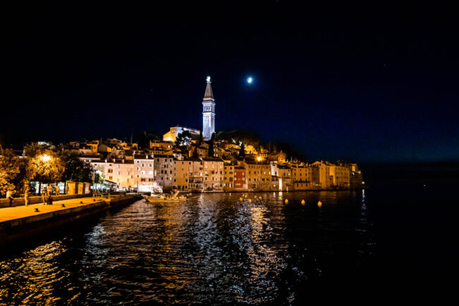 Rovinj bei Nacht - Kroatien